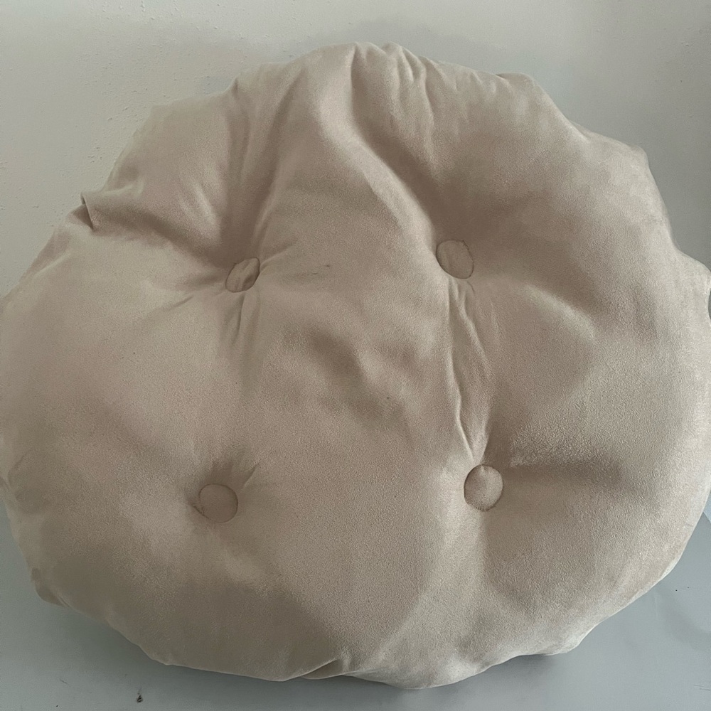 Animals Matter Luxury Dog Bed. Cream and Tan Small - Picture 3 of 7